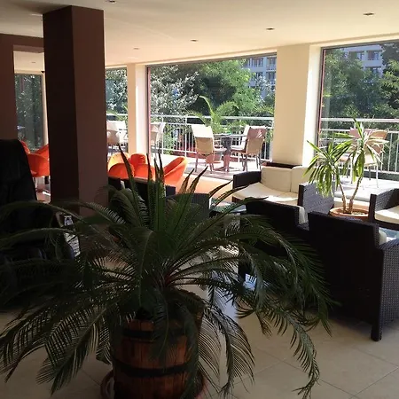 Tia Maria Hotel