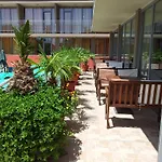 Tia Maria Hotel